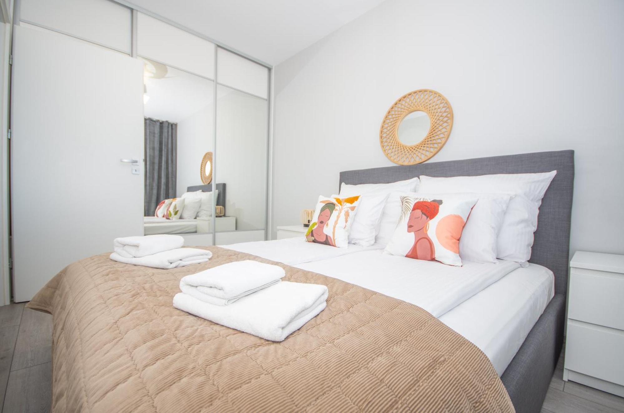 Inpoint Zablocie Modern Apartments For Work&Travel 克拉科夫 外观 照片
