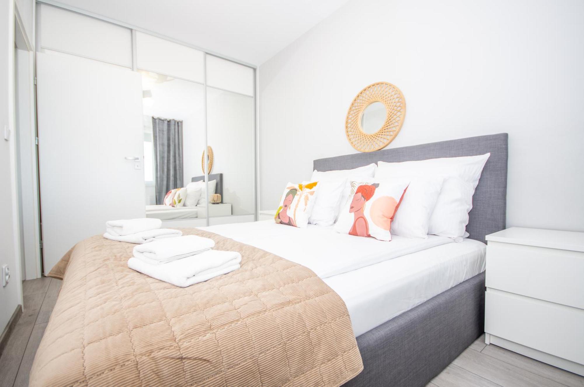 Inpoint Zablocie Modern Apartments For Work&Travel 克拉科夫 外观 照片